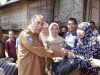 Bupati Sumbawa Berikan Bantuan Korban Kebakaran di Desa Lito
