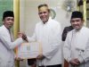 Safari Ramadhan Perdana di Desa Pernek, Bupati Sumbawa Serahkan Bantuan Pembangunan Masjid