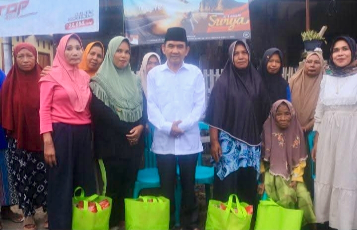 Datangi Korban Banjir di Buer, Wabup H. Ansori Berikan Bantuan 