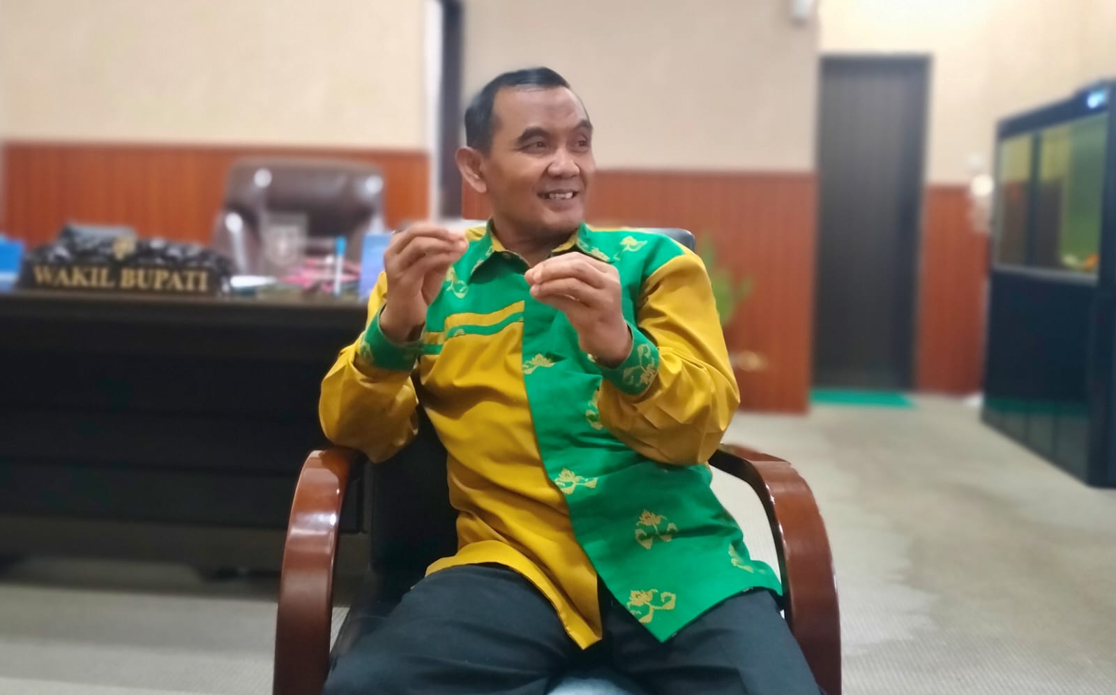 Manfaatkan Sumber Daya Lokal, Program Gentengnisasi Solusi Buka Lapangan Kerja di Sumbawa