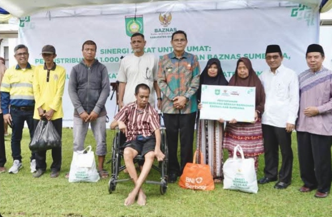 Pemkab Sumbawa Sumbawa Salurkan 1.000 Paket Sembako Ramadhan