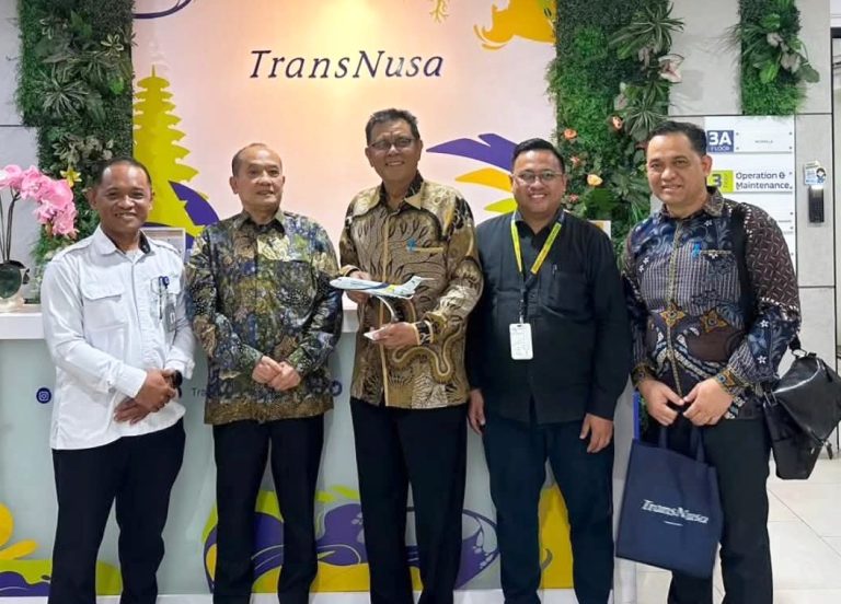 Bupati Sumbawa Lobi TransNusa, Bahas Rute Baru Penerbangan