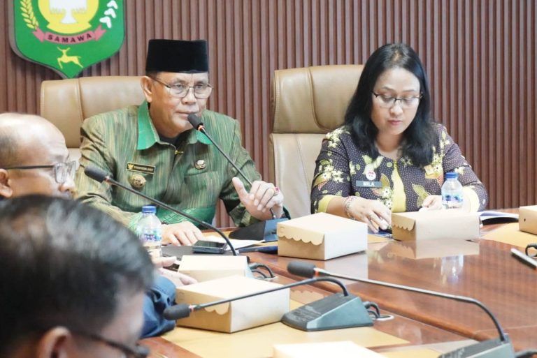 Bupati H. Jarot : Melalui Riset, Pertahankan Warisan Budaya “Tenun Lokal”
