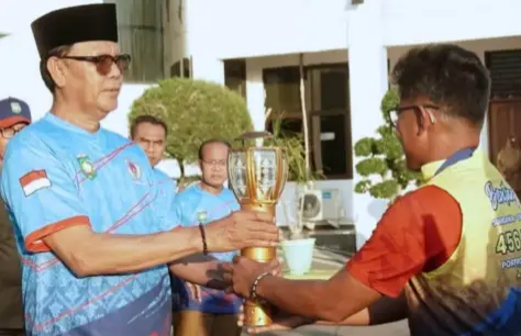 Sambut Kirab Obor PORPROV XII NTB, Bupati Sumbawa Kobarkan Semangat Prestasi